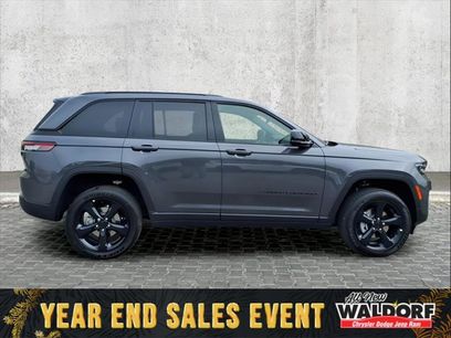 New 2025 Jeep Grand Cherokee 4WD