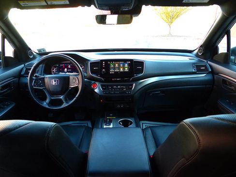 Used 2024 Honda Passport EX-L image 43