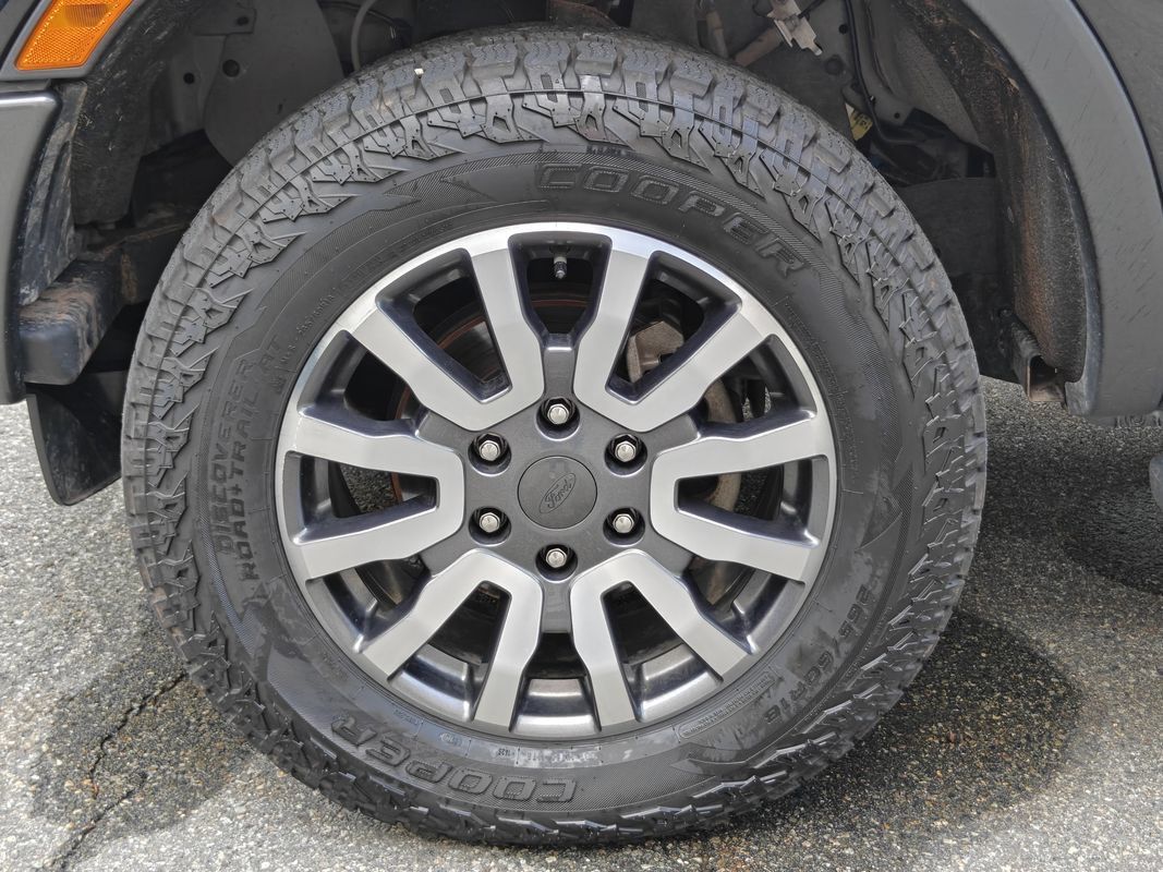Used 2021 Ford Ranger XLT w/ Equipment Group 302A High AWD/4WD image 9