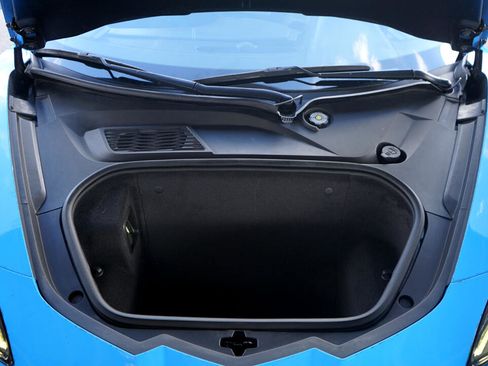 Used 2023 Chevrolet Corvette Stingray Coupe w/ Z51 Performance Package image 19