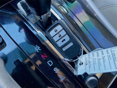 Used 2016 Honda Accord EX-L image 33