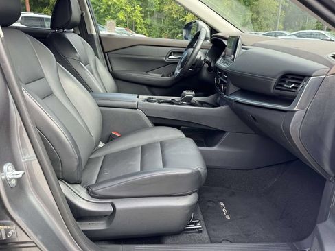 Used 2023 Nissan Rogue SV w/ SV Premium B Package AWD/4WD image 14