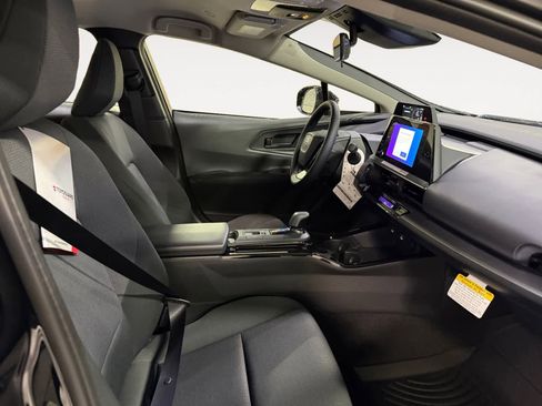New 2026 Toyota Prius LE FWD image 19