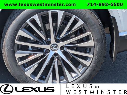 Used 2025 Lexus RX 350 AWD/4WD image 13