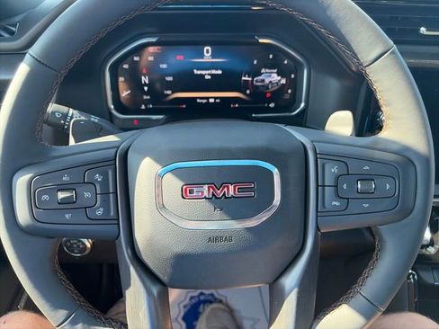 New 2026 GMC Sierra 1500 AT4 w/ AT4 Premium Package AWD/4WD image 20