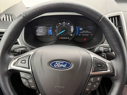 Certified 2023 Ford Edge SEL w/ Convenience Package image 18