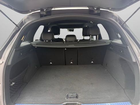 Used 2022 Mercedes-Benz GLC 300 4MATIC image 11