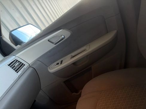 Used 2011 Chevrolet Traverse LS AWD/4WD image 33