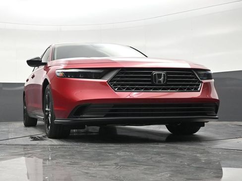Used 2025 Honda Accord SE image 21