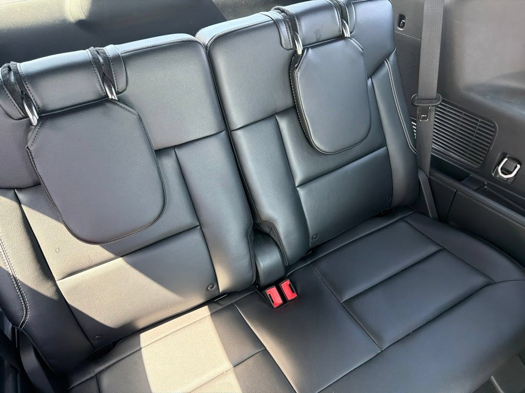 Used 2024 Ford Explorer ST w/ Equipment Group 401A AWD/4WD image 28