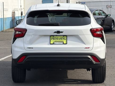 New 2026 Chevrolet Trax RS FWD image 5