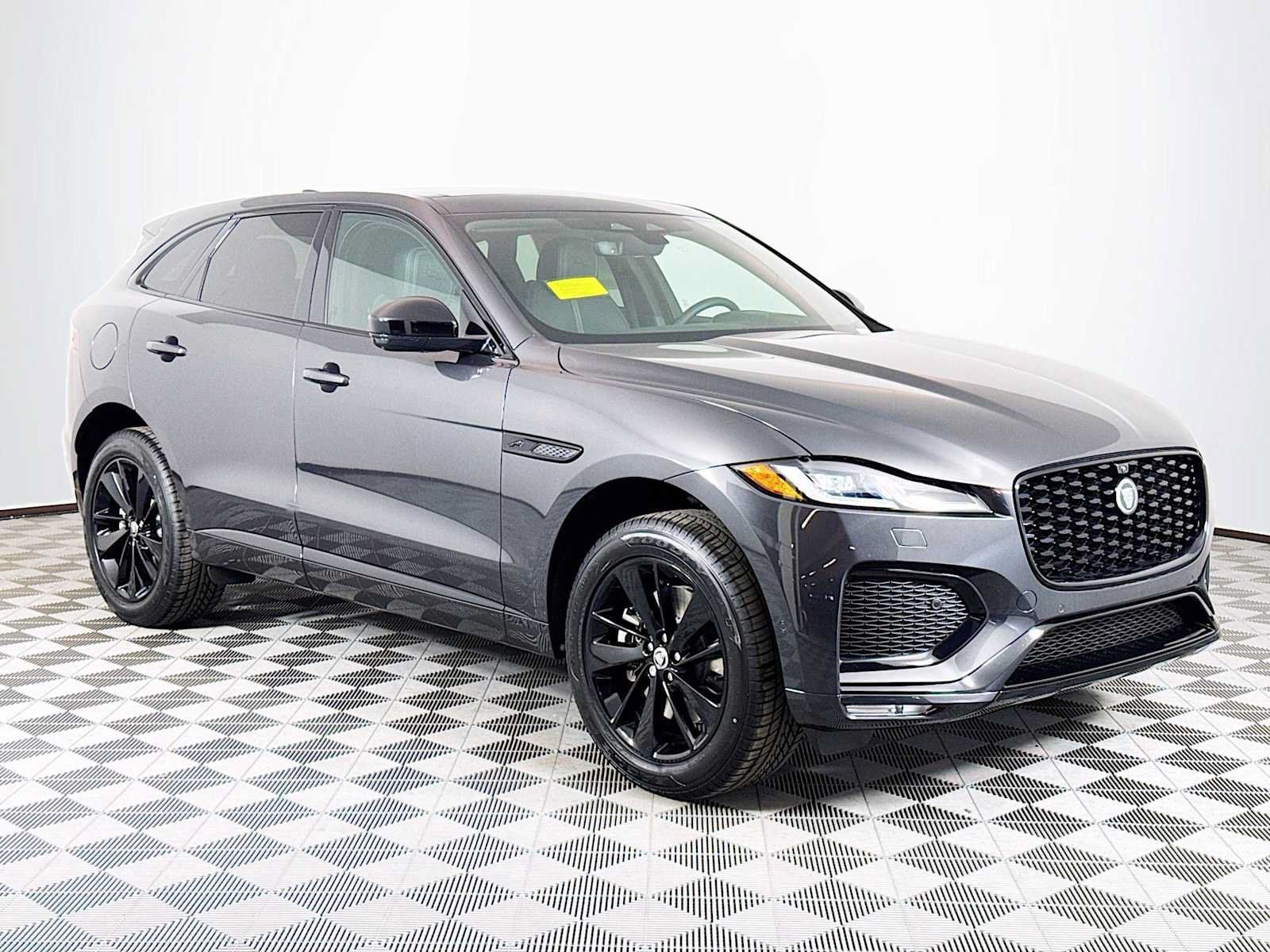 New 2026 Jaguar F-PACE R-Dynamic S AWD/4WD image 2