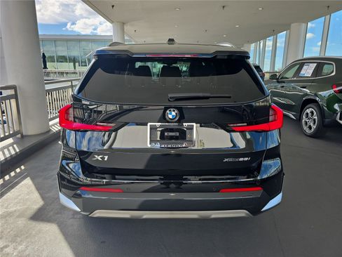 Certified 2025 BMW X1 xDrive28i w/ Convenience Package image 4