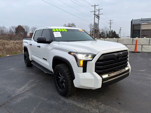 Used 2023 Toyota Tundra SR5 image 8