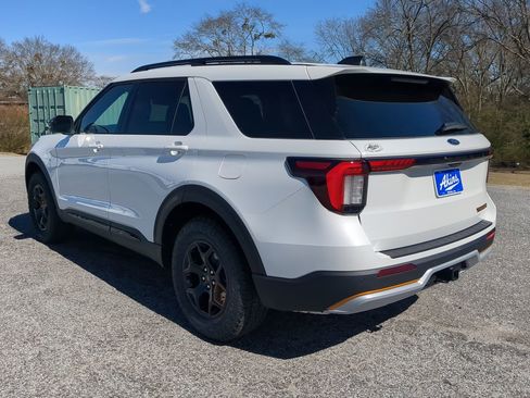 New 2026 Ford Explorer Tremor image 5