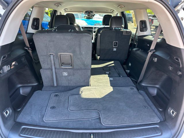 Used 2023 Jeep Grand Cherokee L Limited AWD/4WD image 13