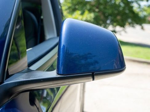 Used 2023 Tesla Model Y AWD image 9