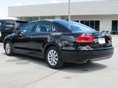 Used 2015 Volkswagen Passat 1.8T Wolfsburg Edition FWD image 4