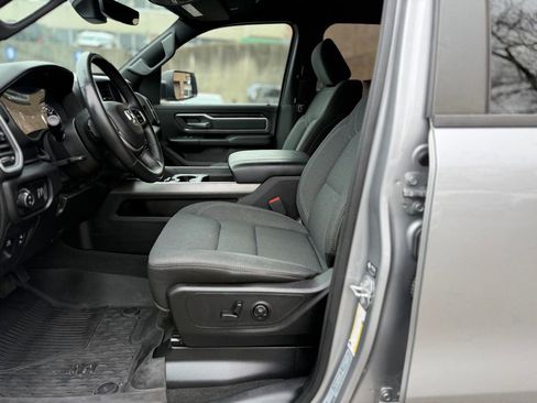 Used 2021 RAM 1500 Big Horn image 9