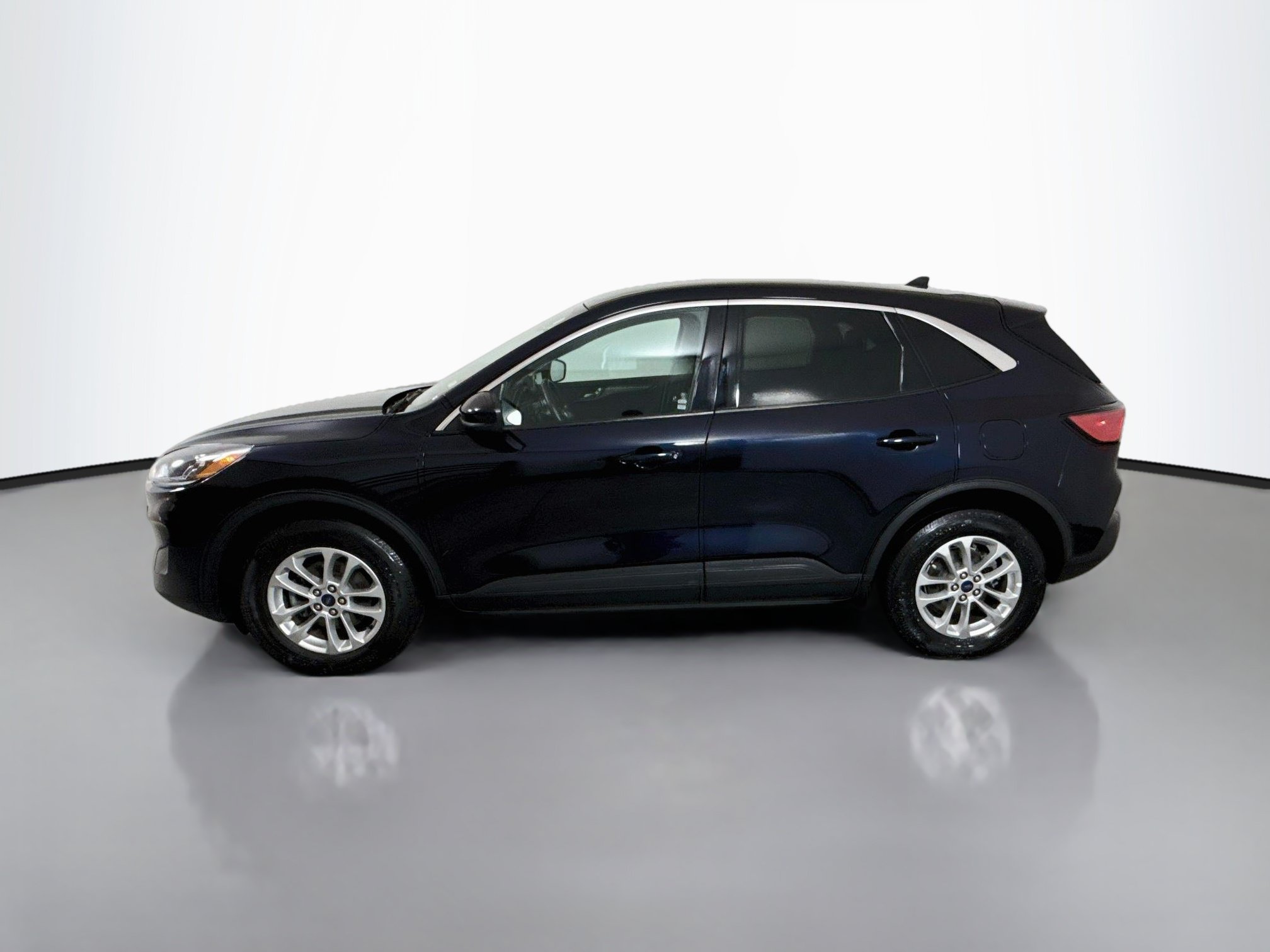 Used 2021 Ford Escape SE w/ Convenience Package AWD/4WD image 4