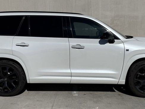 Used 2024 Lexus TX 500h AWD image 3