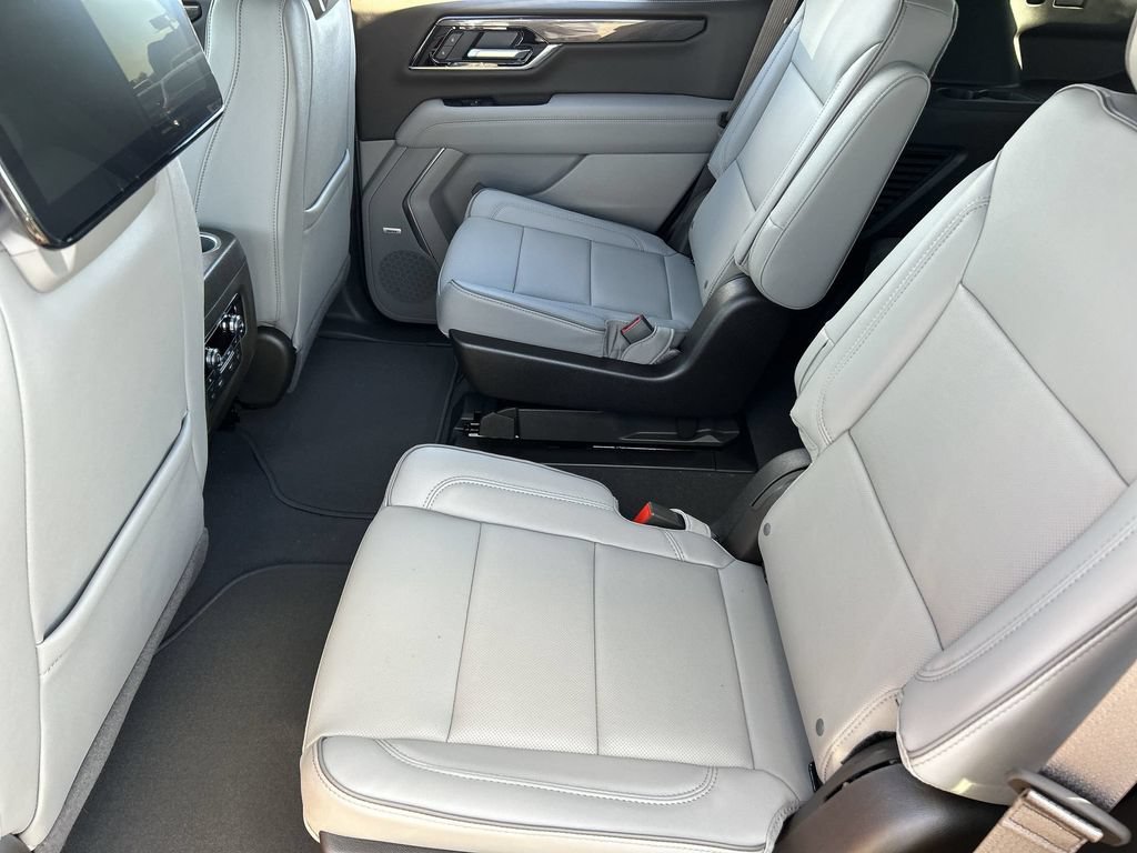 New 2026 GMC Yukon Elevation w/ Elevation Premium Package AWD/4WD image 26