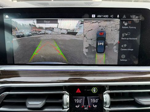 Used 2021 BMW X5 xDrive40i w/ M Sport Package image 19