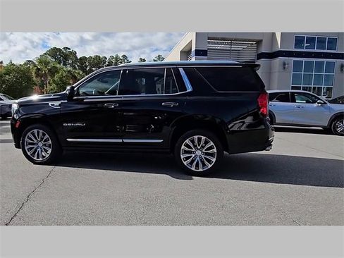 Used 2021 GMC Yukon Denali w/ Denali Premium Package image 21