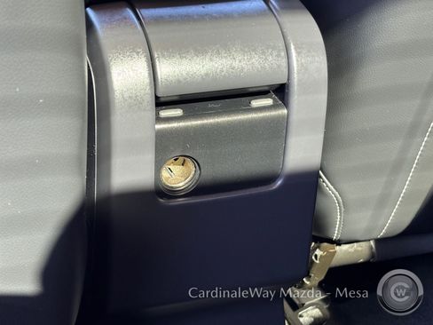 Used 2018 Volvo S60 T5 Dynamic w/ Vision Package image 17