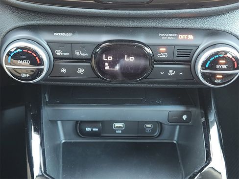 New 2025 Kia Soul S image 27