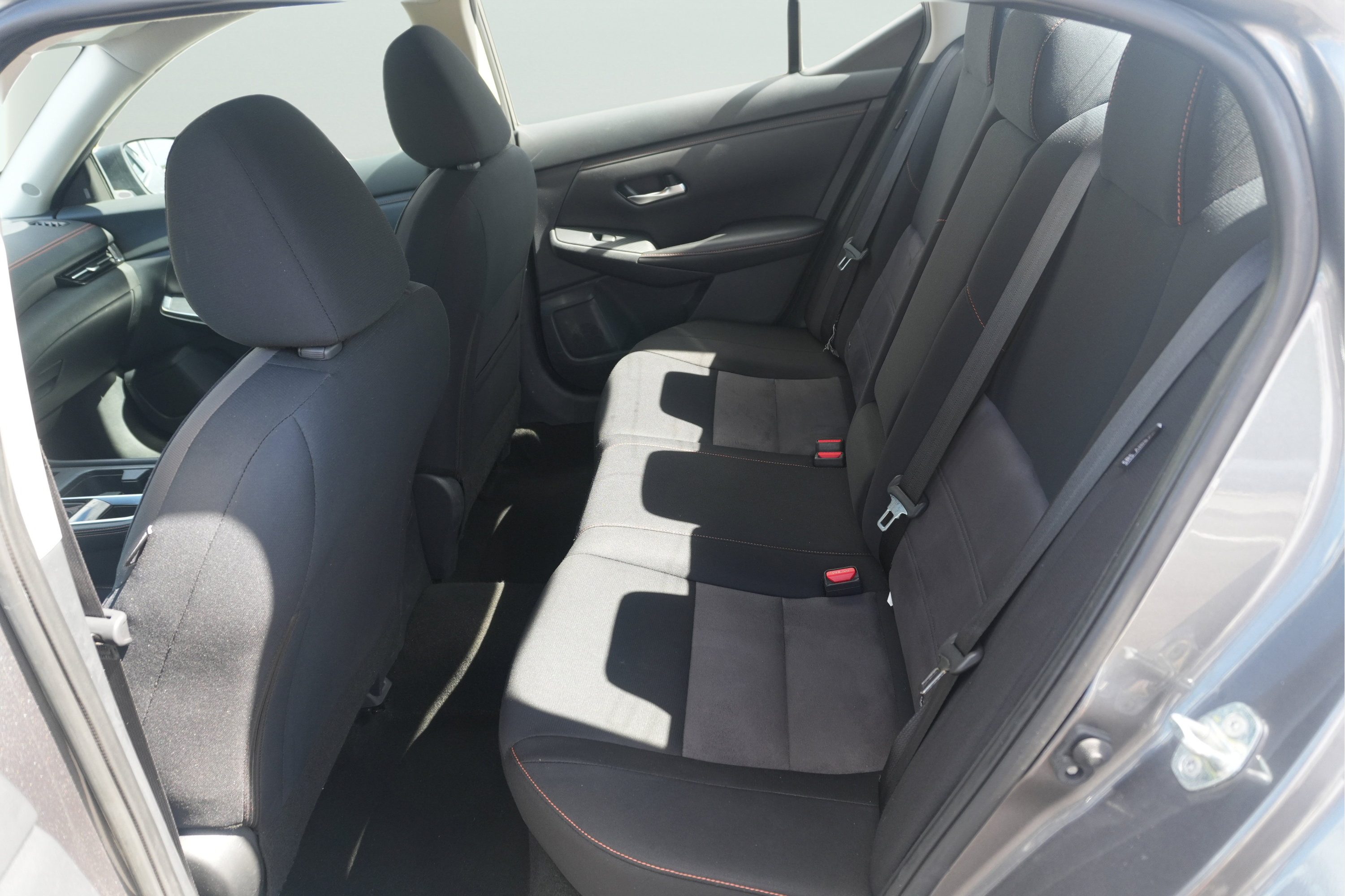 Used 2022 Nissan Sentra SR w/ Trunk Package FWD image 16