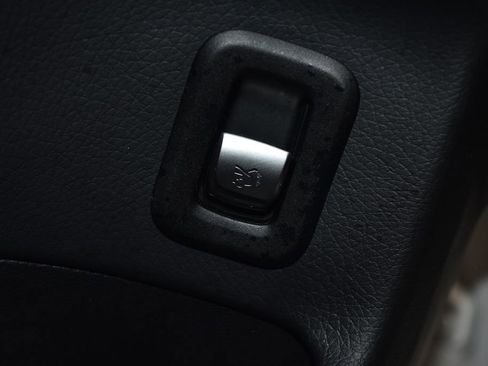 Certified 2022 Mercedes-Benz GLC 300 4MATIC image 7