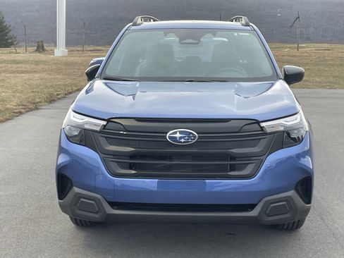 Used 2026 Subaru Forester Premium AWD/4WD image 6