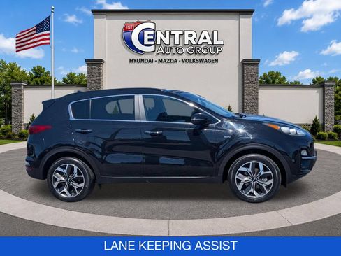 Used 2021 Kia Sportage EX w/ EX Technology Package AWD/4WD image 9
