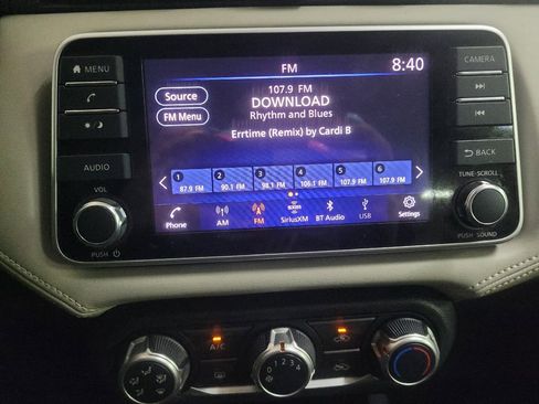 Used 2020 Nissan Versa SV FWD image 25