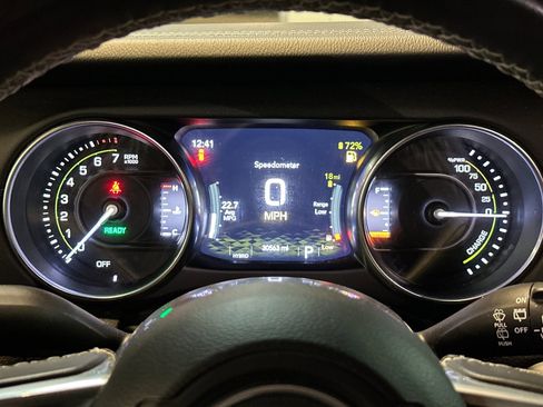 Used 2022 Jeep Wrangler Unlimited Sahara w/ Safety Group image 24