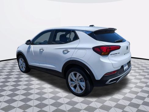 Certified 2024 Buick Encore GX Preferred FWD image 7
