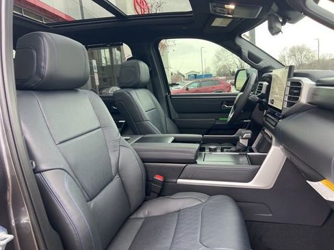 Certified 2025 Toyota Tundra Platinum image 40