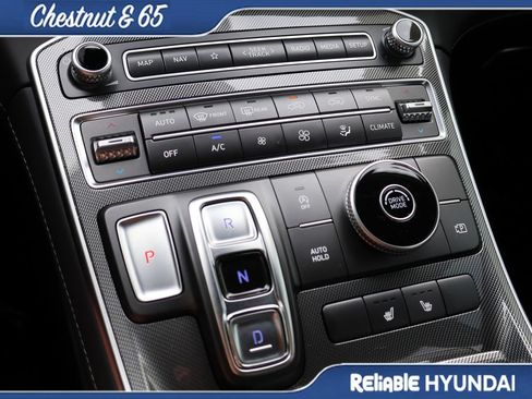 Certified 2023 Hyundai Santa Fe SEL w/ Premium Package FWD image 39