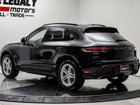 Used 2024 Porsche Macan AWD/4WD image 11