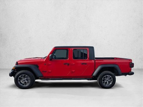 Used 2025 Jeep Gladiator Sport AWD/4WD image 9