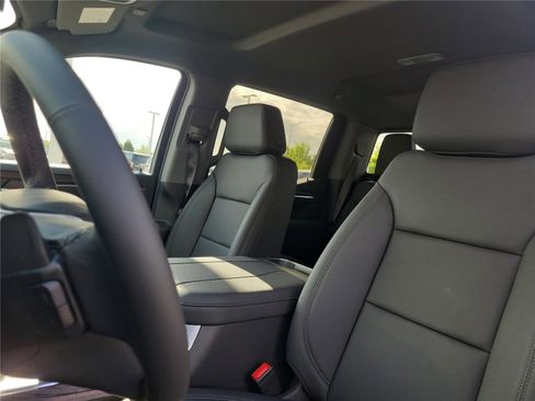 New 2026 GMC Sierra 1500 SLT w/ SLT Premium Plus Package image 17