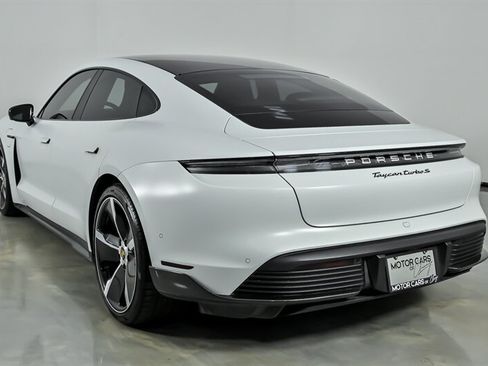 Used 2020 Porsche Taycan Turbo S AWD/4WD image 9
