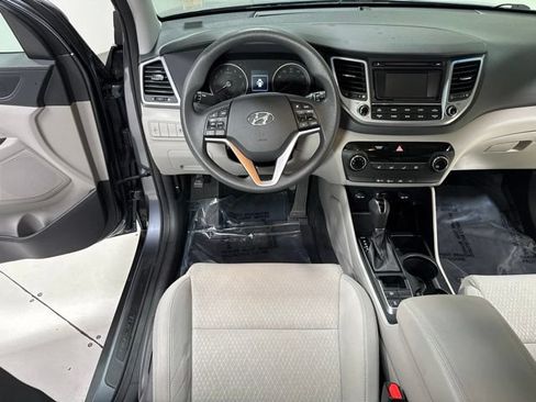 Used 2018 Hyundai Tucson SE AWD/4WD image 13