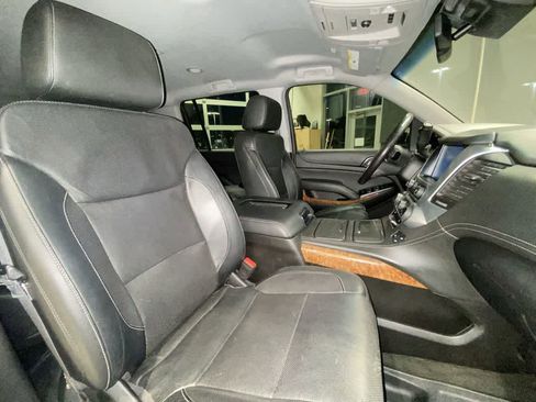 Used 2018 Chevrolet Suburban Premier image 26
