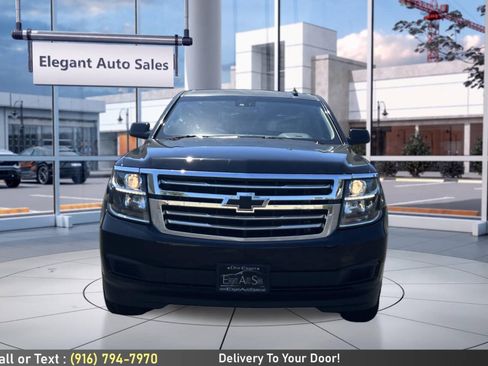 Used 2017 Chevrolet Suburban LS w/ Enhanced Driver Alert Package RWD image 2