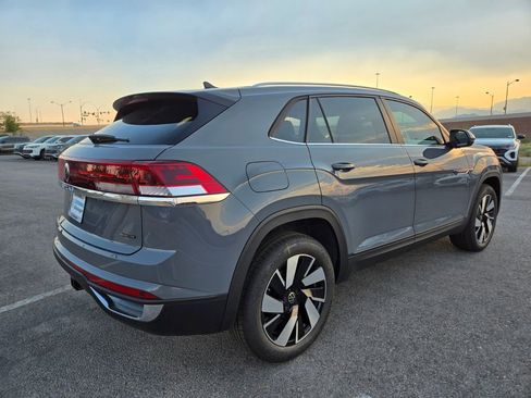 New 2025 Volkswagen Atlas Cross Sport SE AWD/4WD image 4