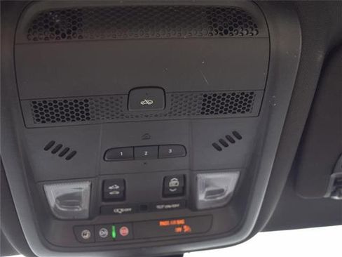 Used 2021 Cadillac XT6 Sport image 19