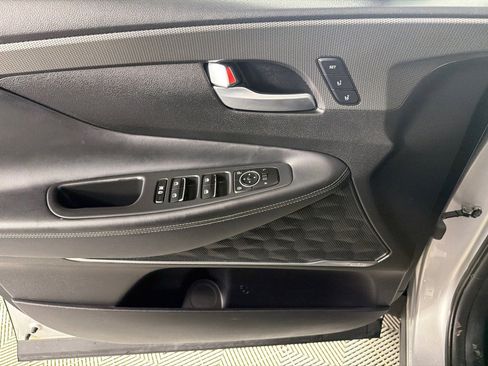 Used 2019 Hyundai Santa Fe AWD image 10