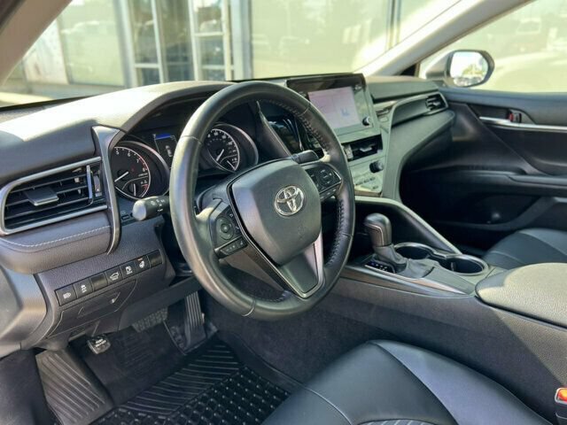 Used 2023 Toyota Camry SE FWD image 14